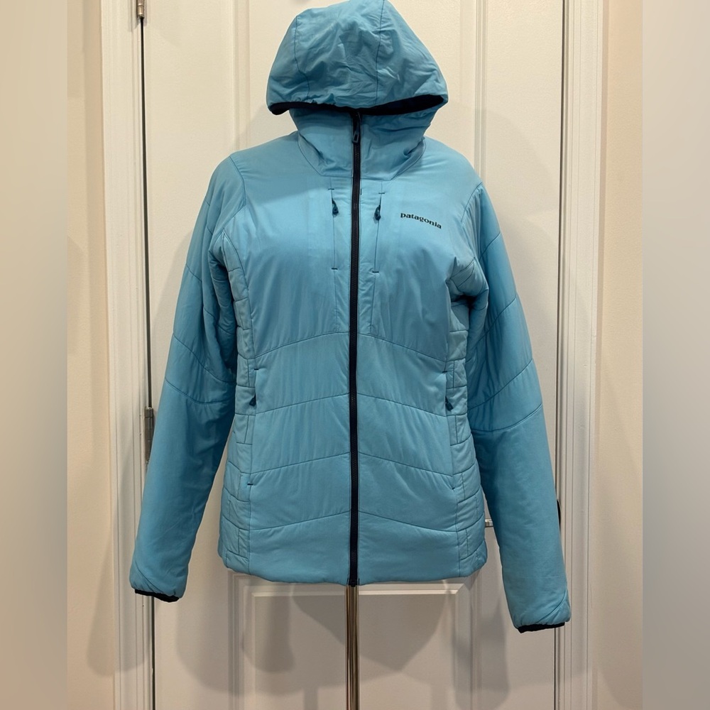 Patagonia Women's Light Blue Jacket
